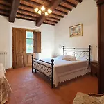 Il Casale - Tenuta Le Bruscoline *